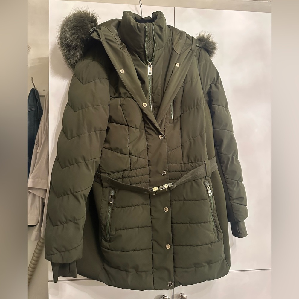 Michael Kors Women's Olive Green Puffer Coat with Fur Trim